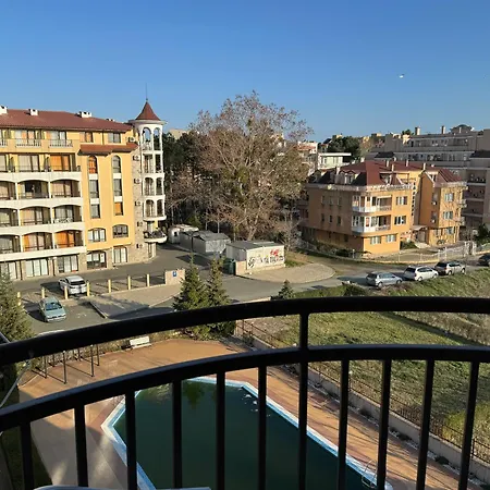 Summer Breeze 514 Sunny Apartment *